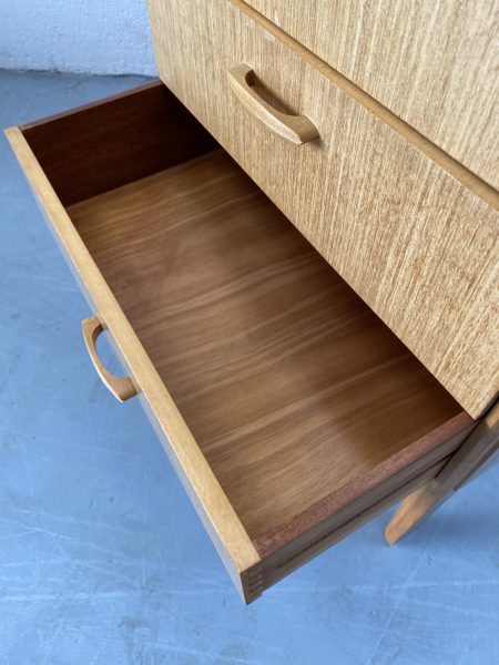 Mid Century Oak Chest of Drawers / Tallboy