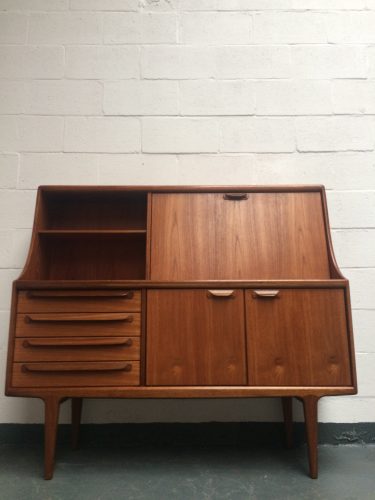 Retro Danish Style Younger Teak Highboard Sideboard Mid Century Drinks Cabinet