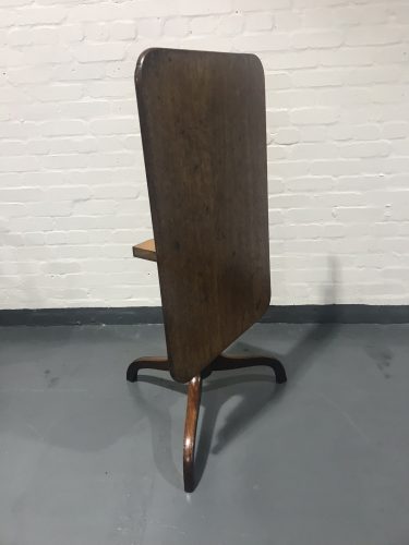 Antique Georgian Mahogany Tilt Top Supper / Tea or Occasional Lamp Table