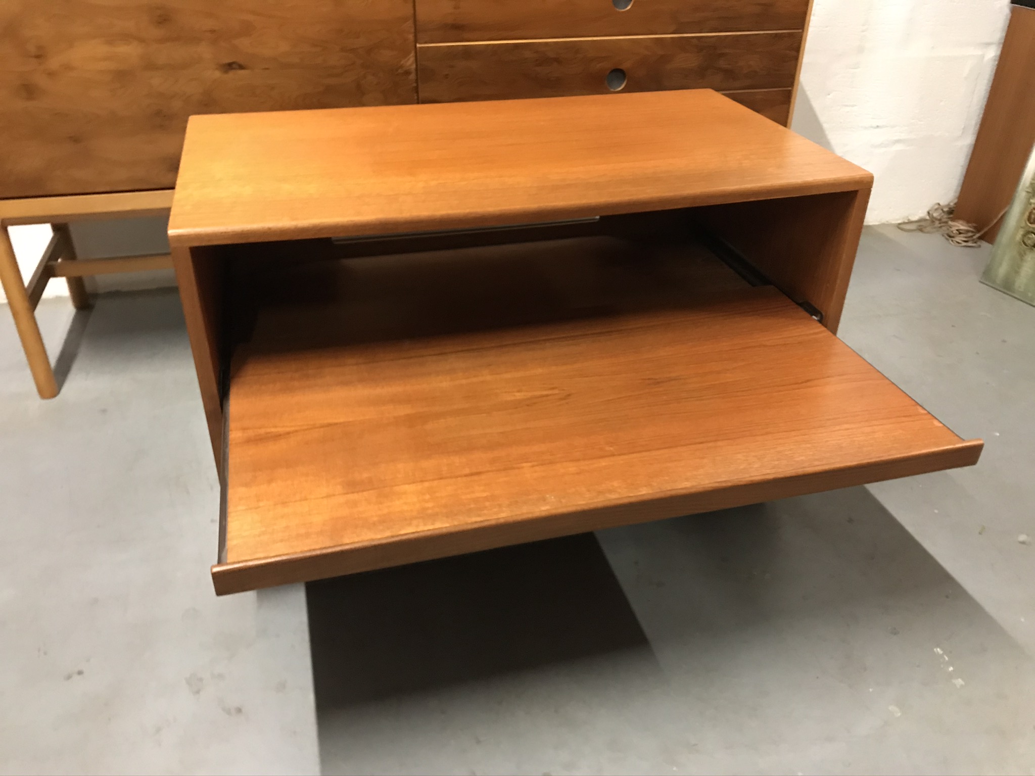 Retro 1970s G PLAN Media / Hifi / TV Unit Pavement Vintage