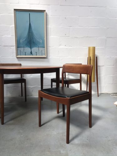 1960’s Set of 6 Danish Teak Dining Chairs by Norgaards & Danish Dining Table