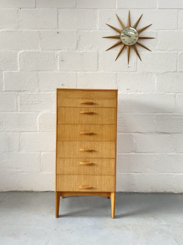 Mid Century Oak Chest of Drawers / Tallboy