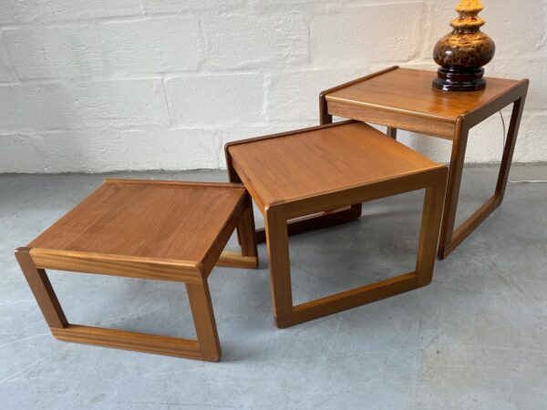 Vintage Set of Teak Nesting Tables With Quadrille Legs