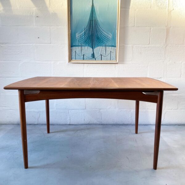 Mid Century Vintage G Plan Dining Table and Six Chairs