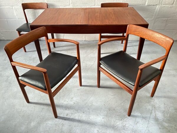 1960s Mid Century Younger Extending Table and 4 Chairs (inc 2 Carvers)