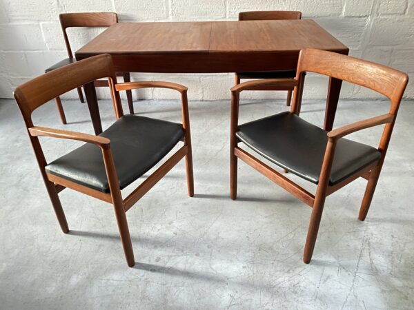 1960s Mid Century Younger Extending Table and 4 Chairs (inc 2 Carvers)