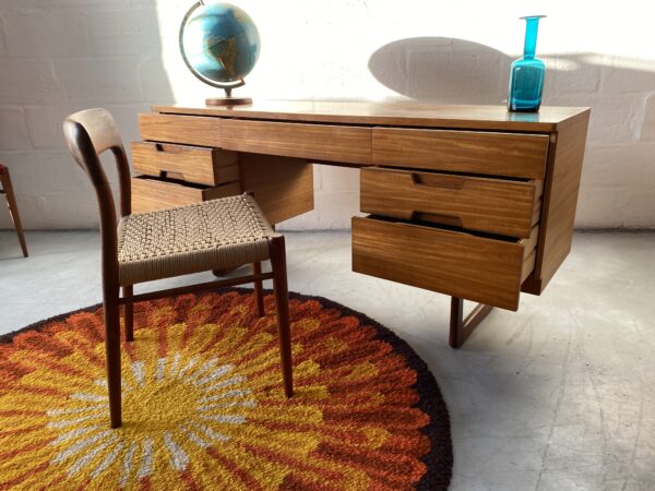1960s Mid Century Dressing Table / Desk by Uniflex