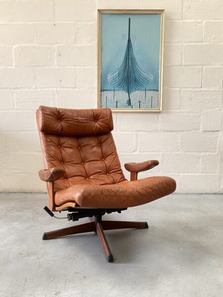 Pair of 1960s Leather Swivel Chairs By Göte Möbler 