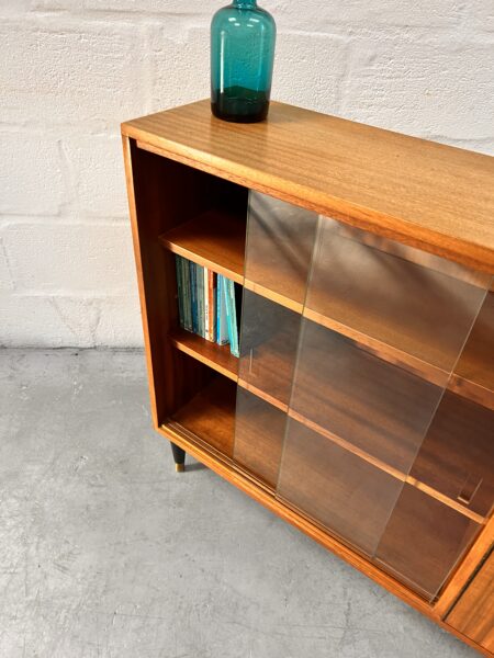 Vintage Mid Century Vintage Bookcase / Display Cabinet  