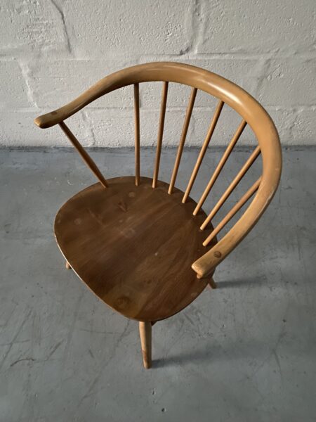 ERCOL Classic 'Cow Horn' Windsor Fireside Armchair 338