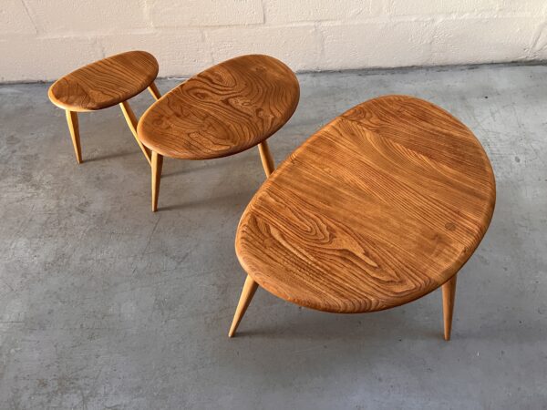 Vintage Mid Century Blonde Set of Ercol ‘Pebble’ Nest of Tables