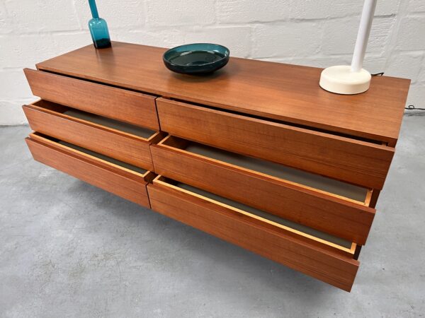 Mid Century REFF For Knoll Chest of Drawers / Dresser