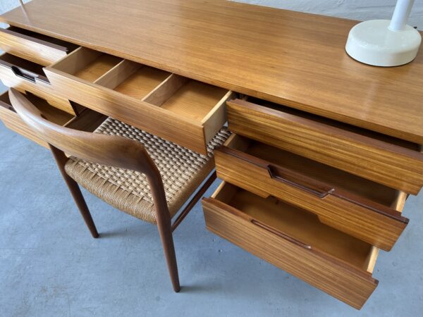 Mid Century Vintage 1960s Uniflex Dressing Table / Desk