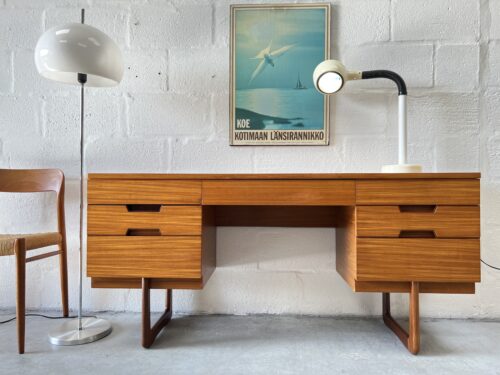 Mid Century Vintage 1960s Uniflex Dressing Table / Desk