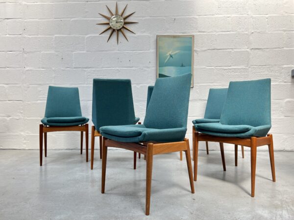 Vintage Archie Shine 'Hamilton' Range Dining Table and 6 Chairs