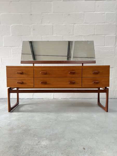 Mid Century 1960s G Plan 'Quadrille' Dressing Chest 