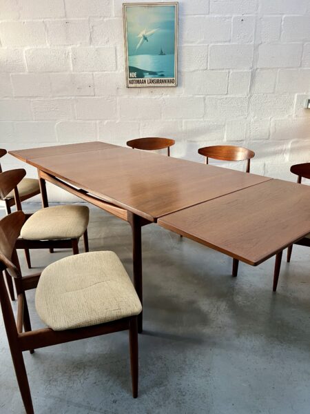 I.B. Kofod Larsen Danish Design G Plan Dining Table and Six Chairs