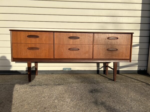 Vintage Teak Low Sideboard / Chest of Drawers