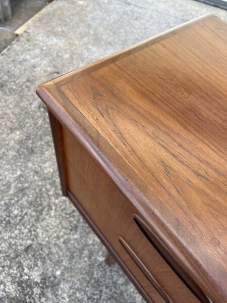 Vintage Teak Low Sideboard / Chest of Drawers