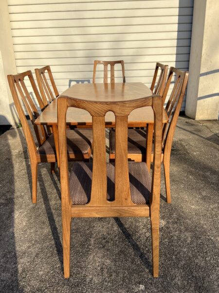 Vintage McIntosh Extending Dining Table & 6 Dining Chairs