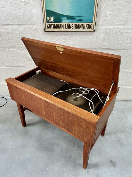 Vintage Scratch Built Teak Hifi / Media Stand