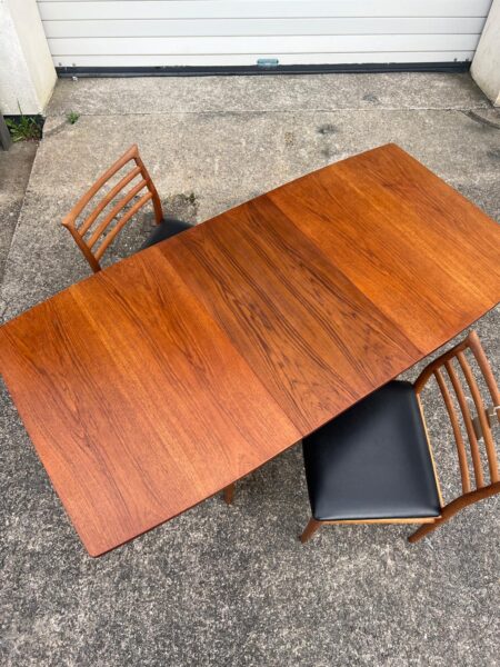 Vintage 1960s Walnut Extending Dining Table