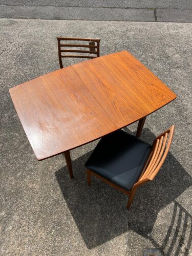 Vintage 1960s Walnut Extending Dining Table