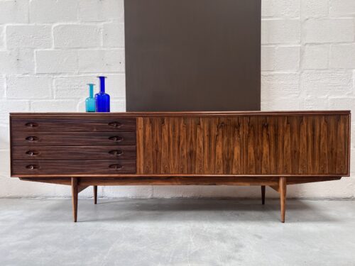 Mid Century Honduran Rosewood ‘Hamilton’ Sideboard by Robert Heritage for Archie Shine  