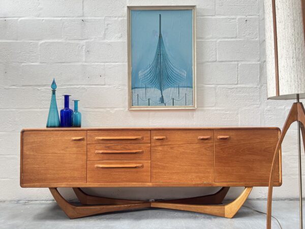 Mid-Century British Teak Sideboard by Beithcraft, 1960s