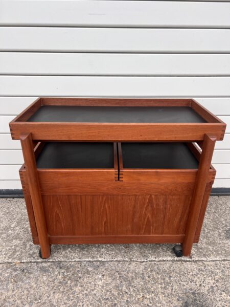 Vintage 1960s Teak Danish Drinks / Cocktail Trolley