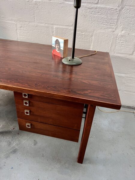 1960s Danish Rosewood Executive Office Desk by Arne Vodder for Sibast