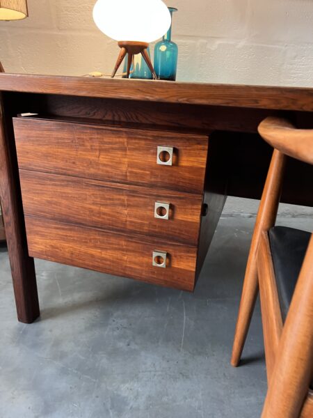 1960s Danish Rosewood Executive Office Desk by Arne Vodder for Sibast