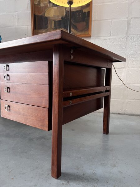 1960s Danish Rosewood Executive Office Desk by Arne Vodder for Sibast