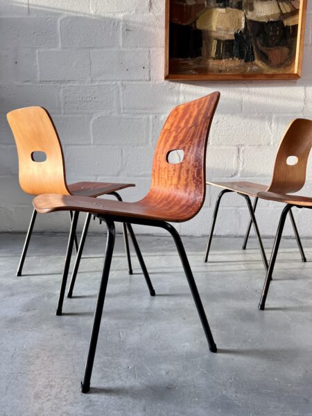 4 x  Q Stak Chairs Designed by Robin Day, 1954