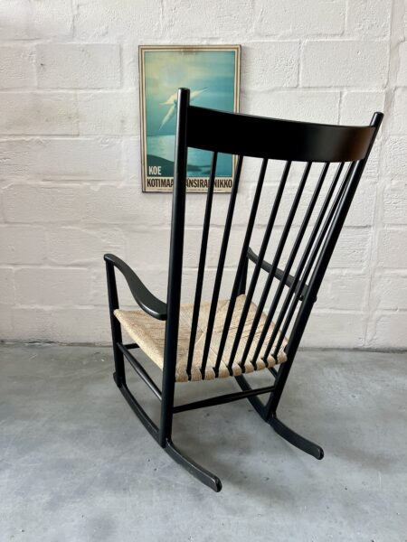 1960s Vintage Rocking Chair "J16" designed by Hans J. Wegner