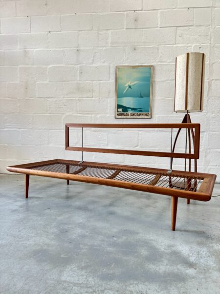 Vintage Danish Peter Hvidt and Orla Mølgaard-Nielsen for France & Søn, Daybed