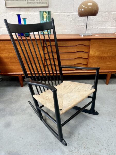 1960s Vintage Rocking Chair "J16" designed by Hans J. Wegner