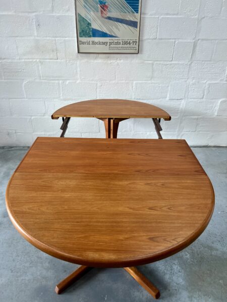 1960s Danish Round Extending Dining Table By Svend Aage Madsen