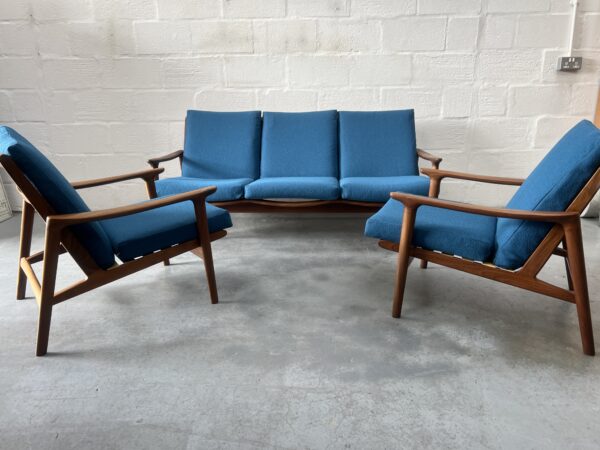 1960s Guy Rogers 'New Yorker' 3 Piece Suite, Newly Upholstered in Blue Boucle
