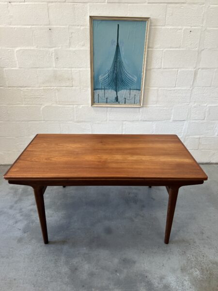 1960s Danish Vintage Dining Table by Johannes Andersen for Uldum Møblefabrik