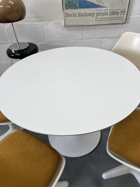 Ebay Vintage 1970s Maurice Burke Arkana 'Tulip' Dining Table & Four Chairs Ebay £217.00 10.10.25 Y 