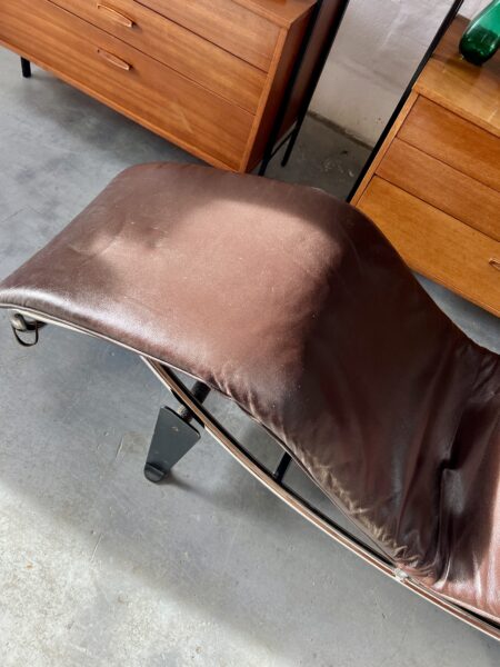 Dark Brown Leather Chaise Longue after Le Corbusier, 1980s