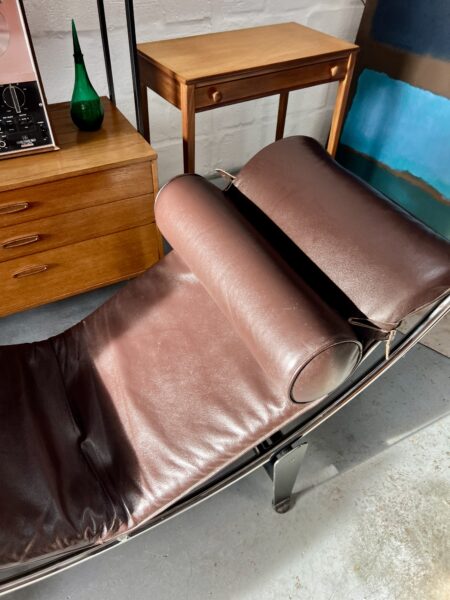 Dark Brown Leather Chaise Longue after Le Corbusier, 1980s